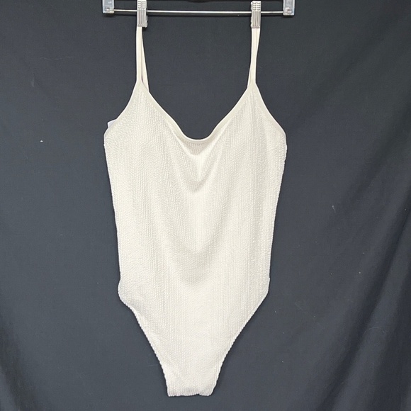 New H&M One Piece Swimsuit Bathing Suit High Leg Padded Size Large Ivory NWT - Picture 1 of 6